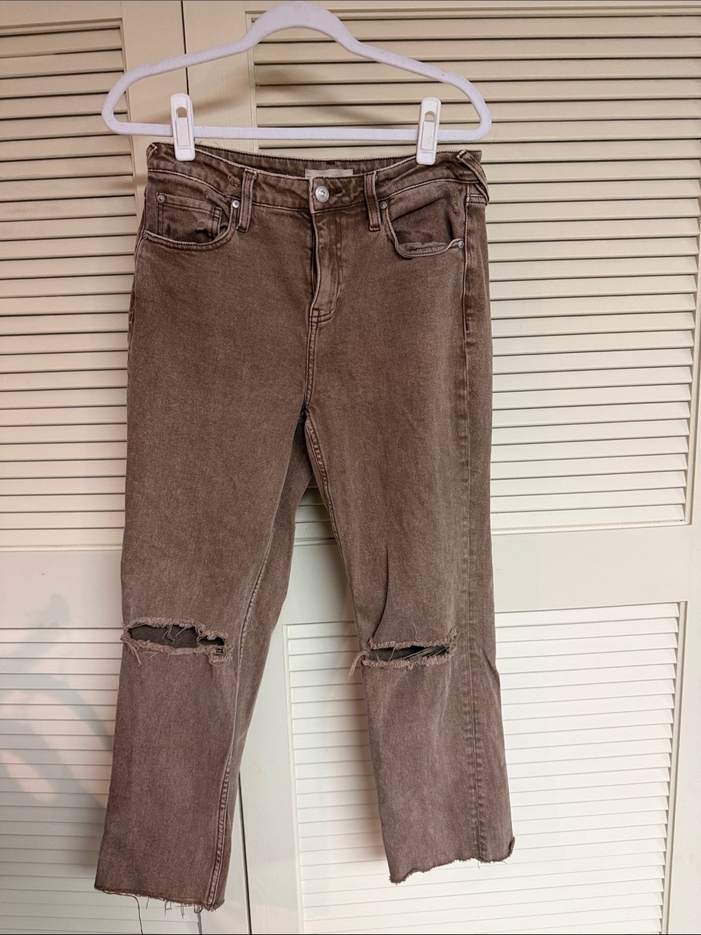 High-Rise Distressed Cropped Jeans - Brown